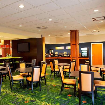 Fairfield Inn & Suites By Marriott Toronto מיסיסאוגה מראה חיצוני תמונה