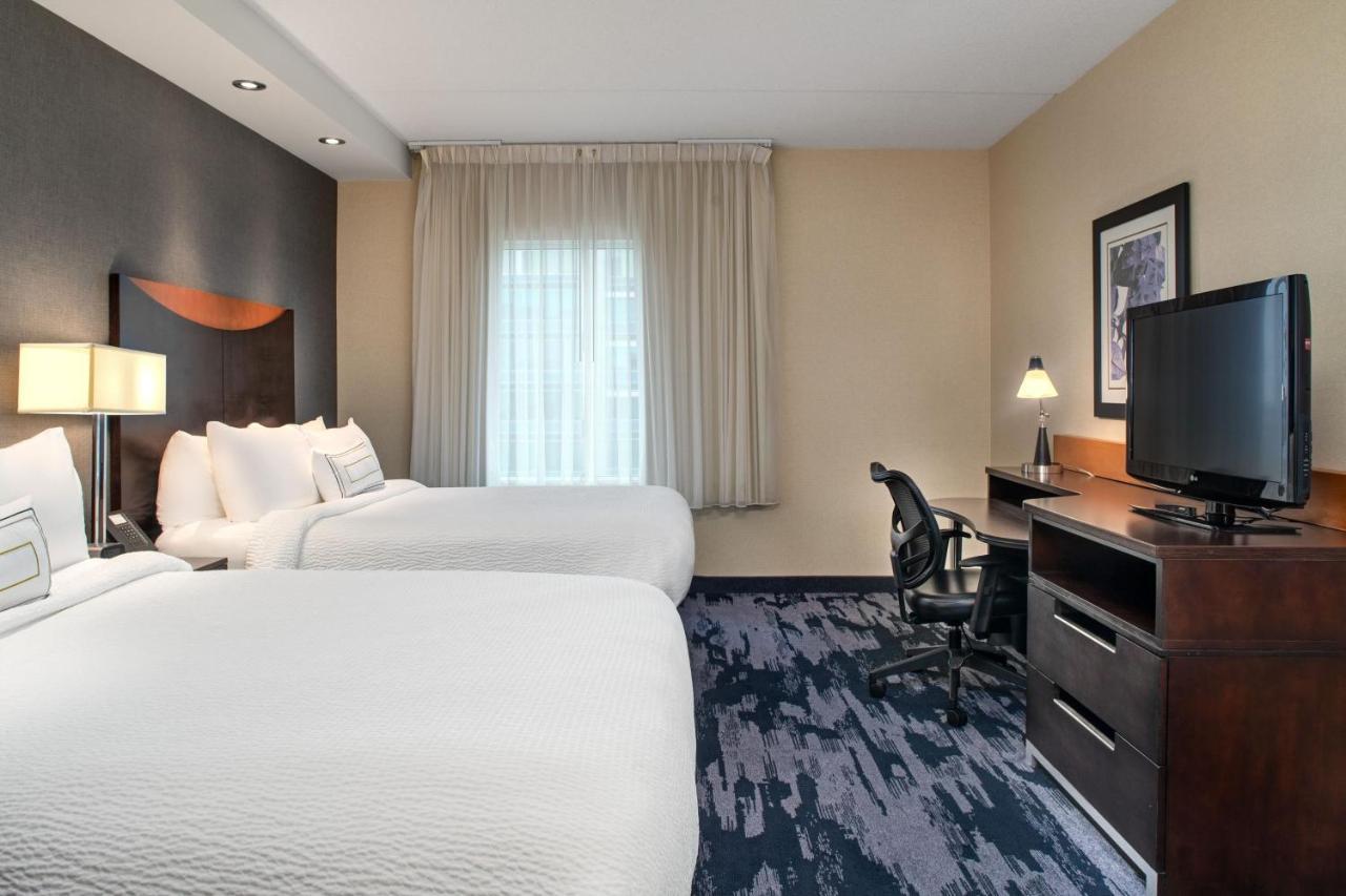 Fairfield Inn & Suites By Marriott Toronto מיסיסאוגה מראה חיצוני תמונה