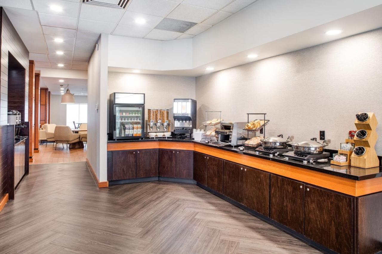Fairfield Inn & Suites By Marriott Toronto מיסיסאוגה מראה חיצוני תמונה